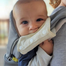 Load image into Gallery viewer, Cococho Baby Carrier  with baby sucking the carrier&#39;s teething pads